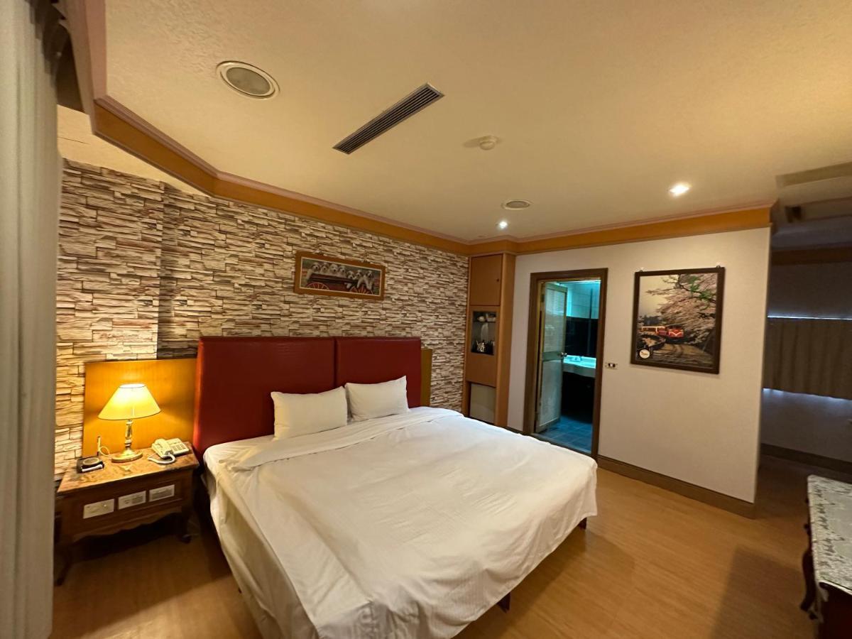 Wenpin Hotel - Pier 2 Kao-siung Exteriér fotografie